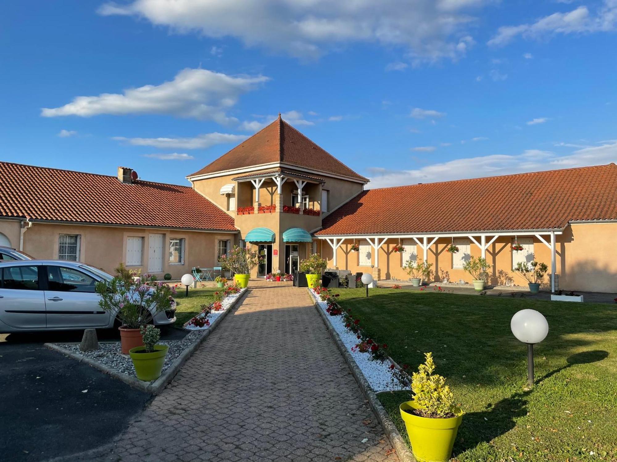 Saint Odilon Hotel Cluny Exterior photo